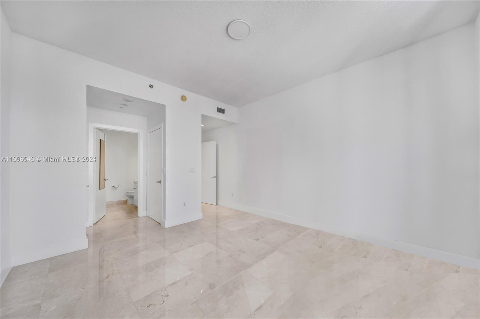 1060 BRICKELL CONDO - Residential