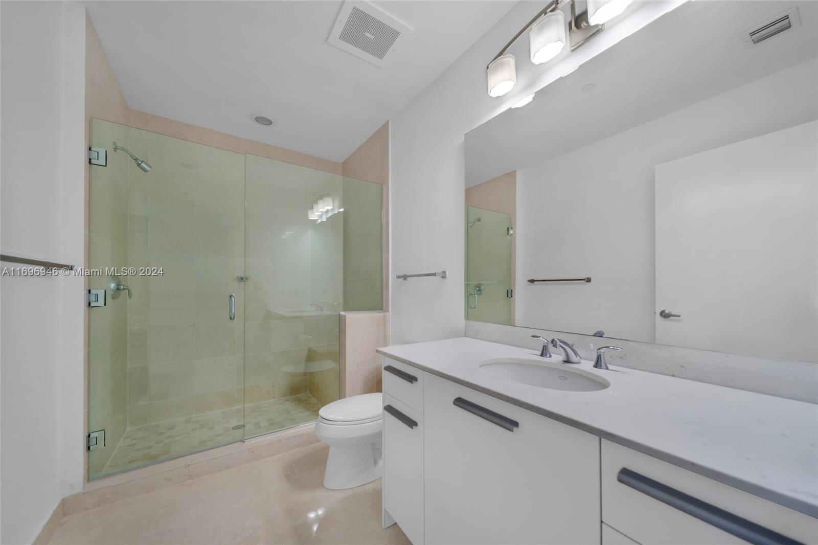 1060 BRICKELL CONDO - Residential