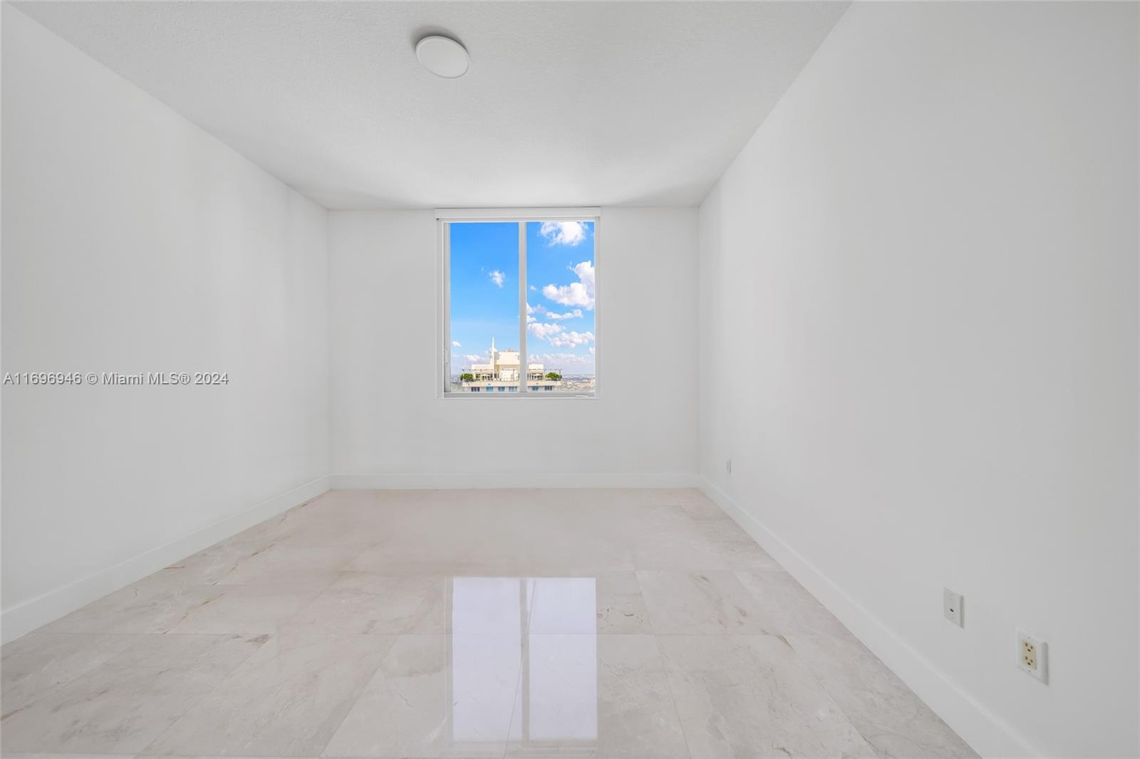 1060 BRICKELL CONDO - Residential