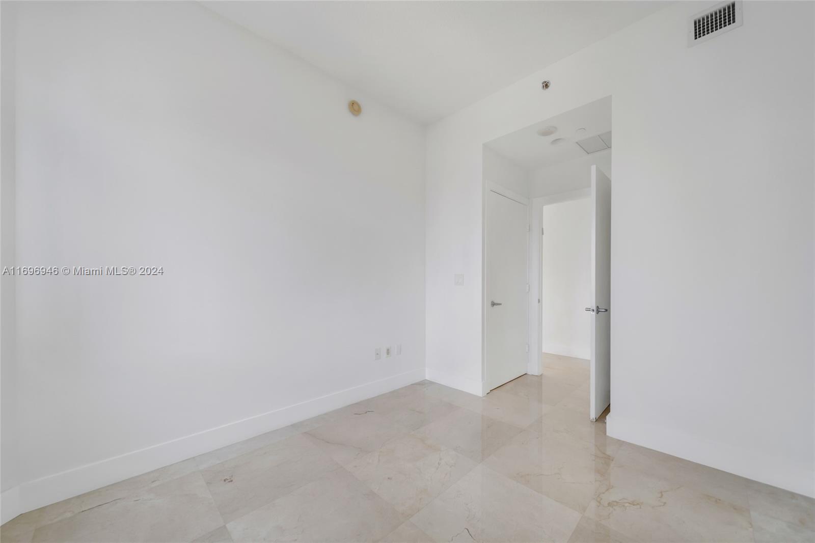 1060 BRICKELL CONDO - Residential