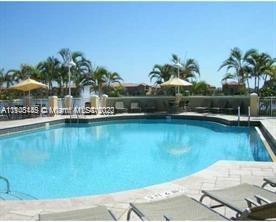 LE CLUB - Residential Lease