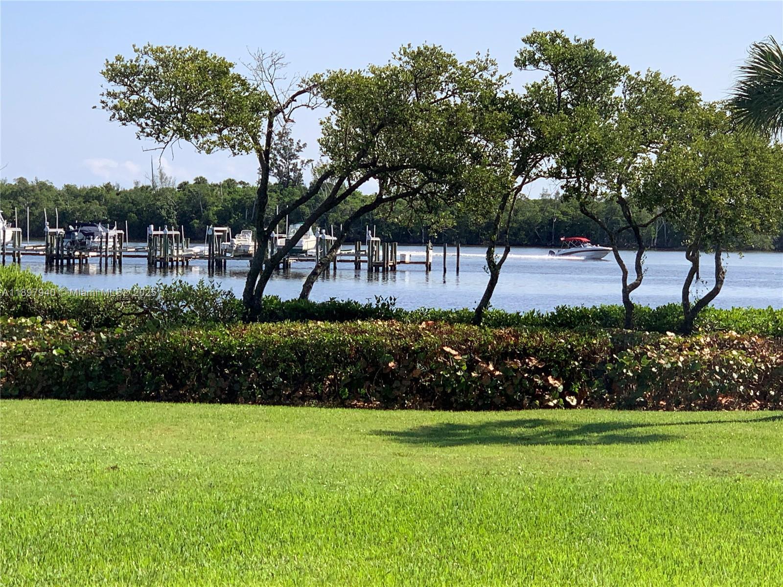 HANSONS LANDING CONDO - Residential