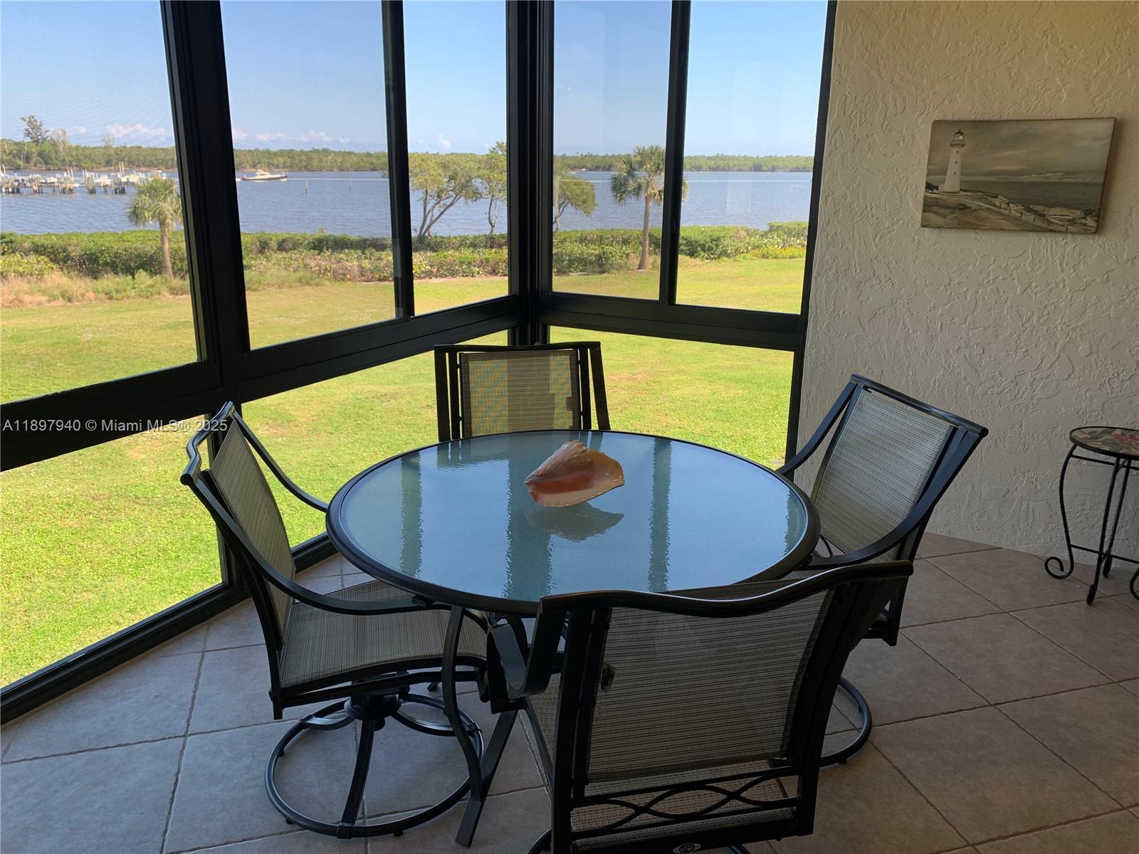 HANSONS LANDING CONDO - Residential