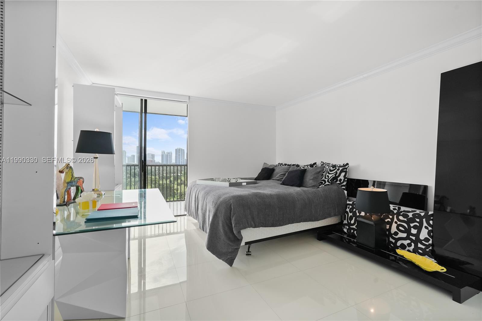 CORONADO CONDO- TOWER II - Residential