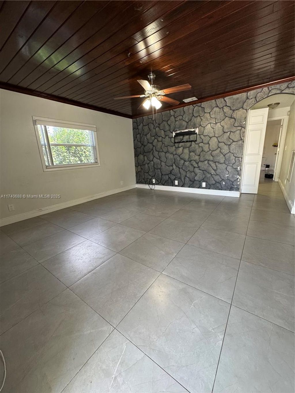 Photo of 1020 Filer Rd #1020, Lake Worth, FL 33461 (MLS # A11740688)