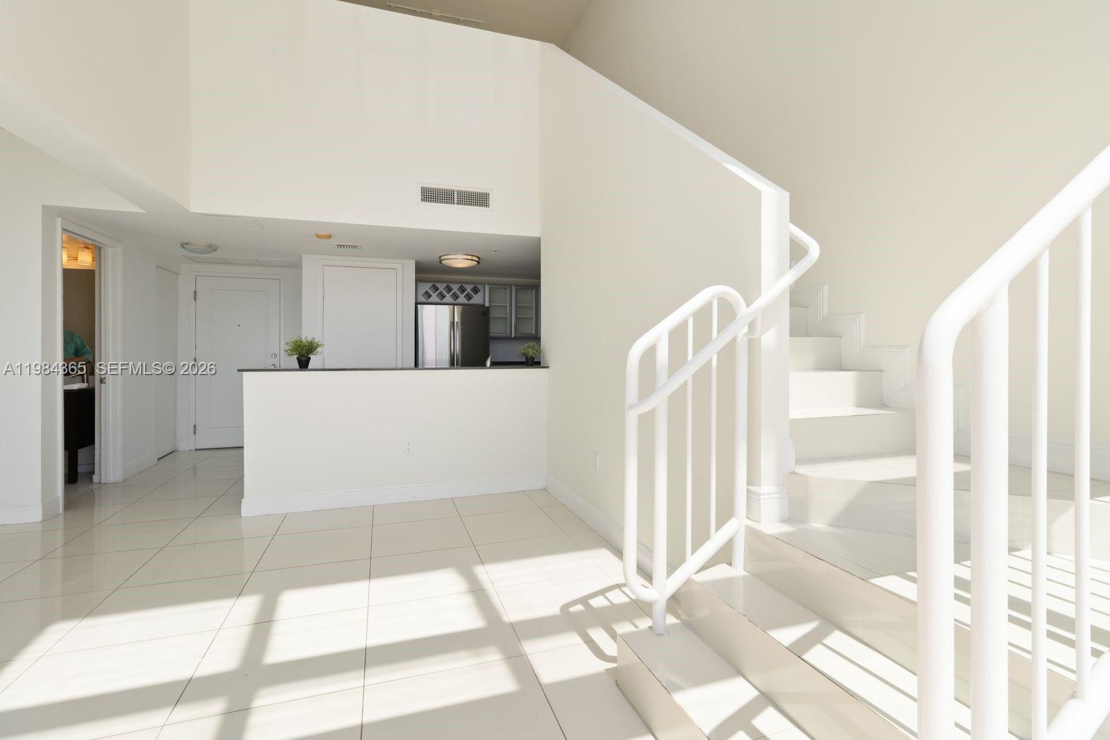 TERRAZAS RIVERPARK VILLAG - Residential