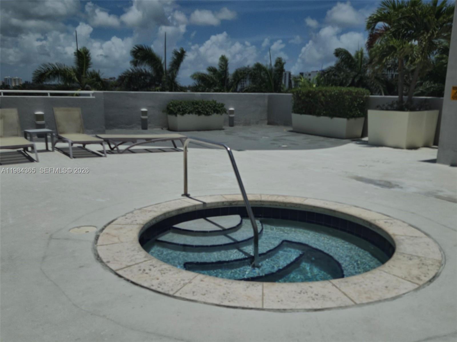 TERRAZAS RIVERPARK VILLAG - Residential