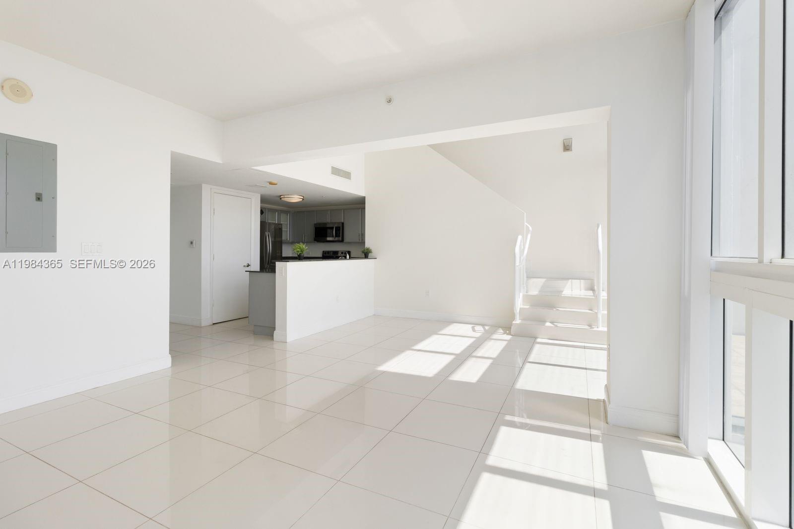 TERRAZAS RIVERPARK VILLAG - Residential