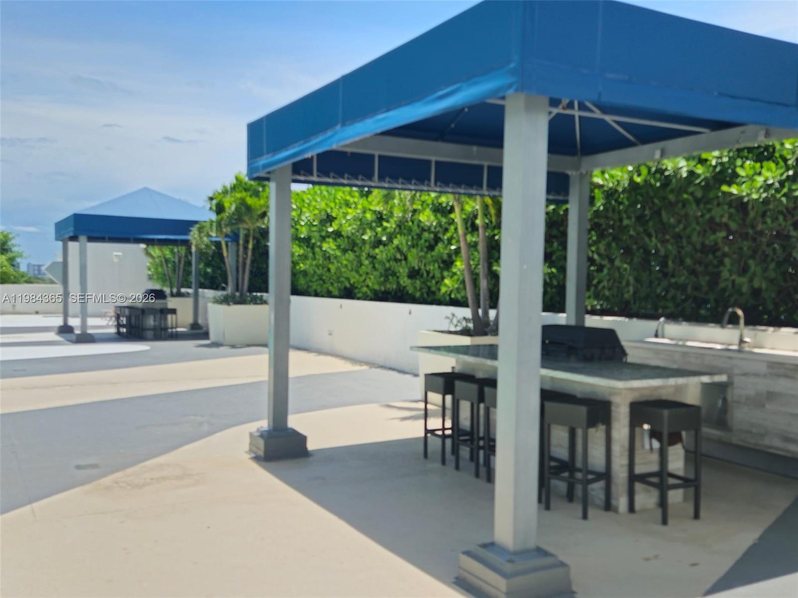 TERRAZAS RIVERPARK VILLAG - Residential