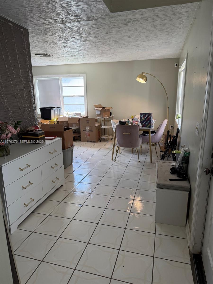 CHANTE-CLARE - Residential