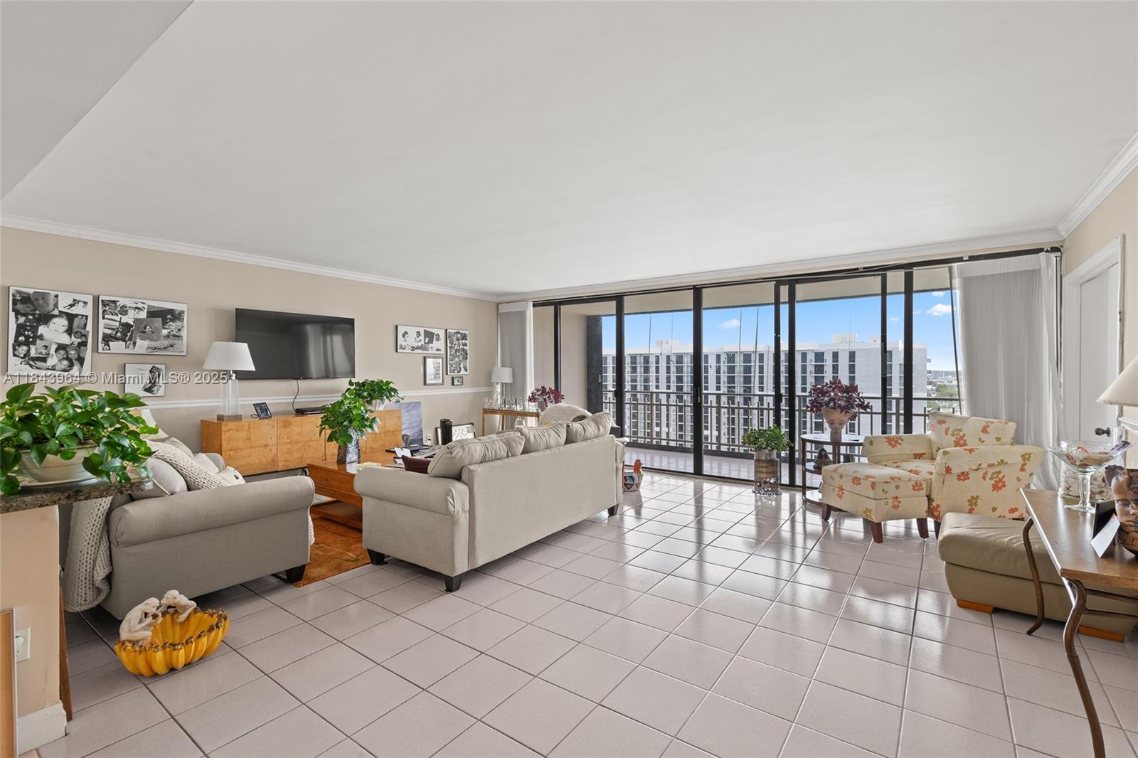 11113 Biscayne Blvd 1554