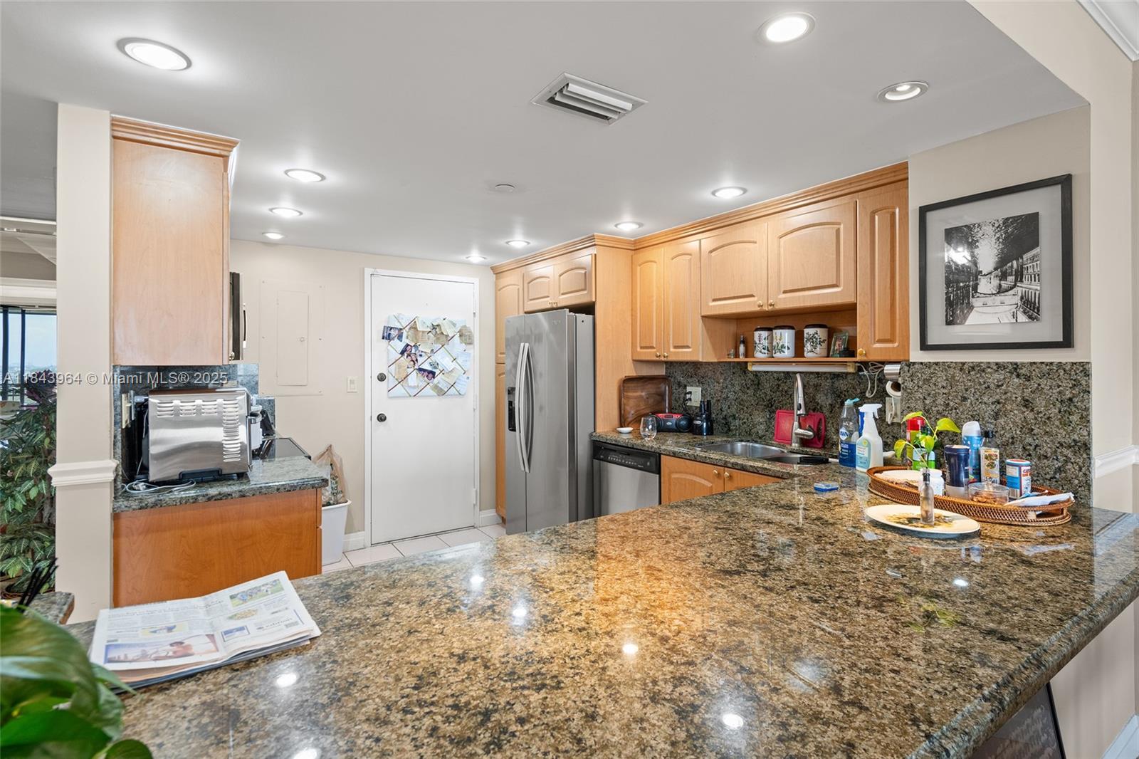 11113 Biscayne Blvd 1554