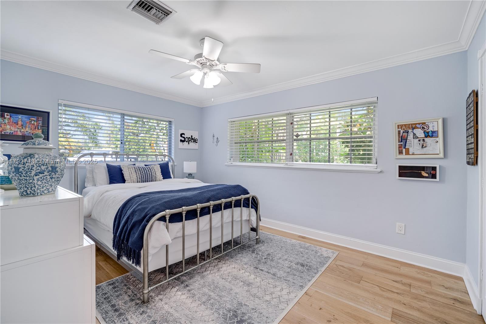 ROCK LAKE - Residential