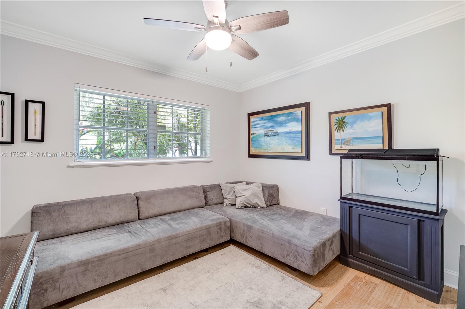 ROCK LAKE - Residential