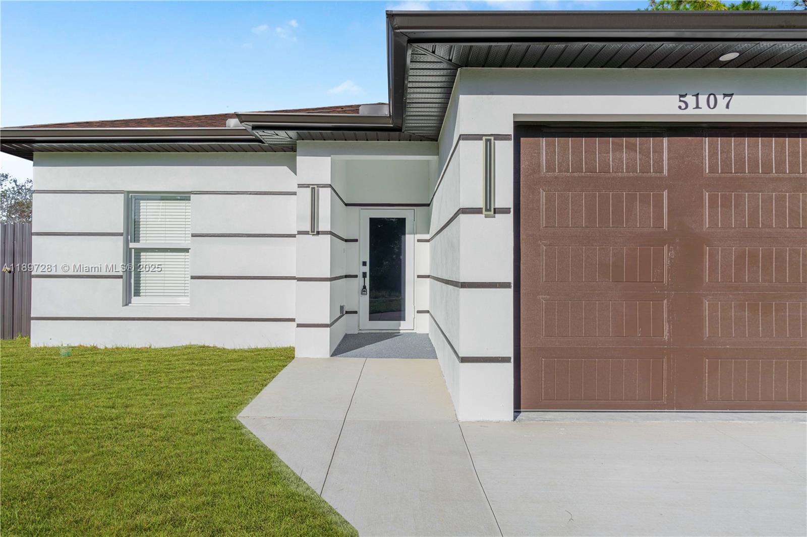 LEHIGH ACRES - Residential