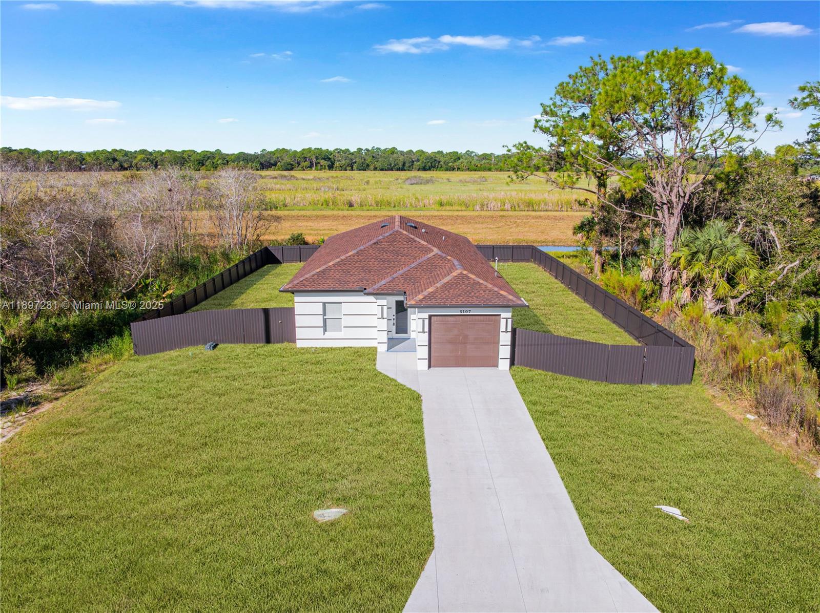 LEHIGH ACRES - Residential