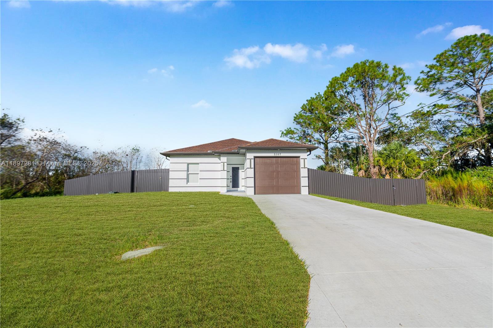 LEHIGH ACRES - Residential