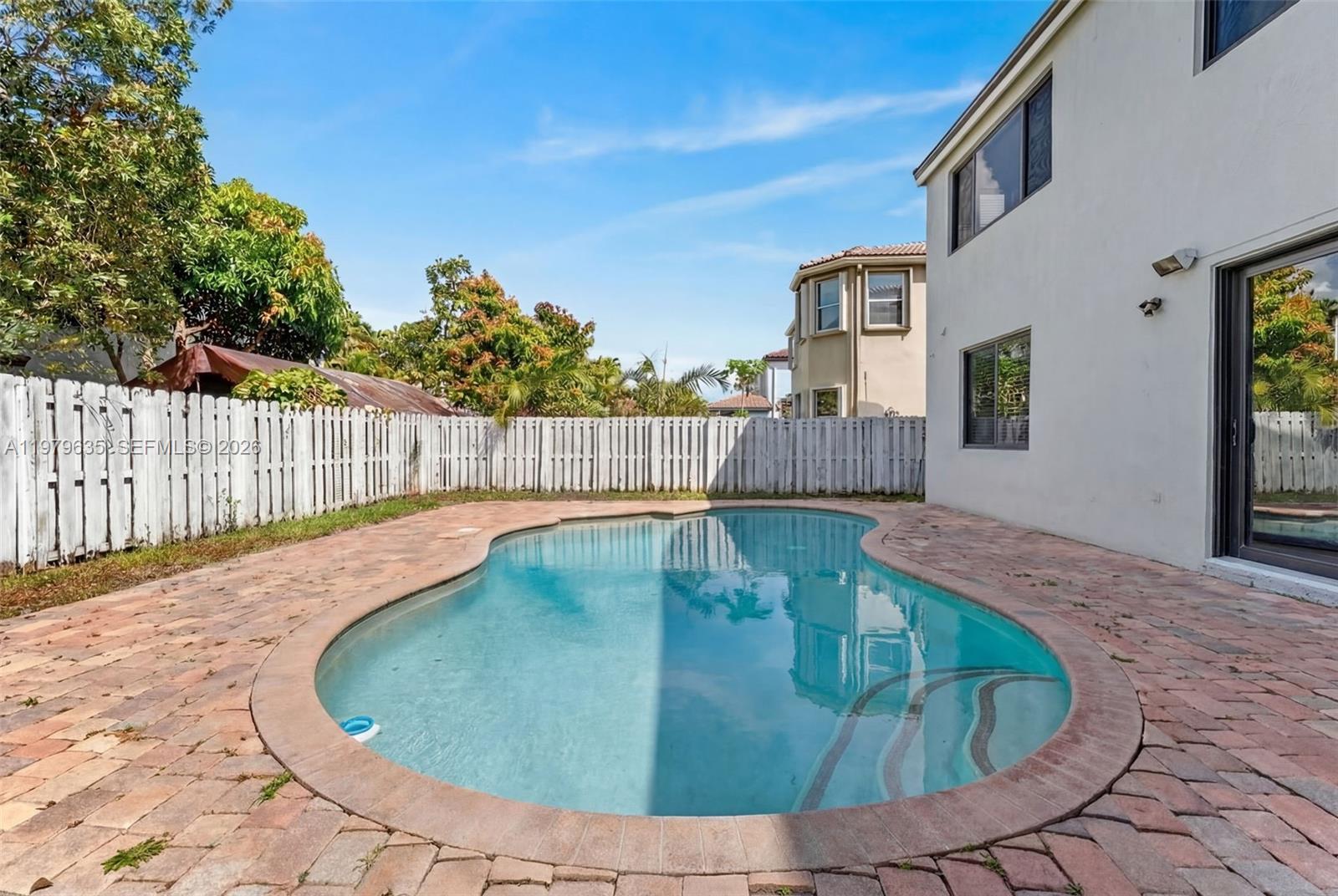 RIVIERA ISLES II - Residential