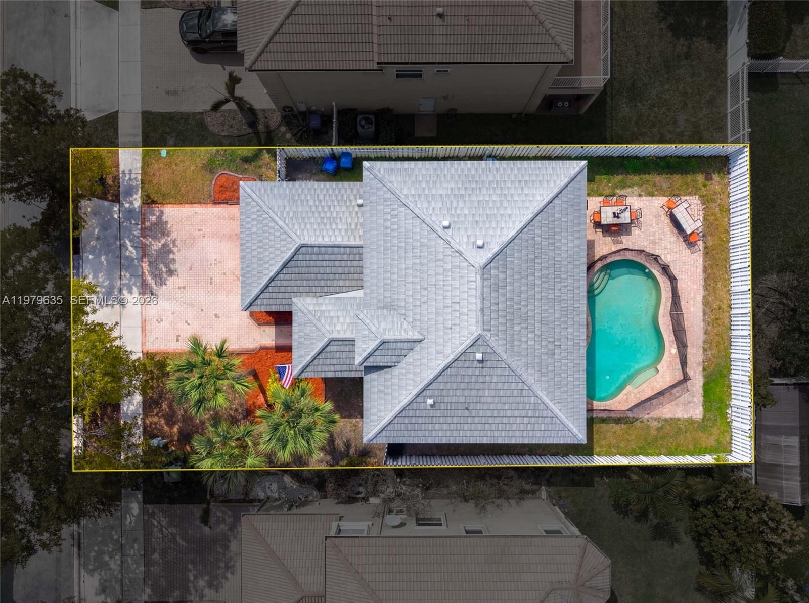 RIVIERA ISLES II - Residential