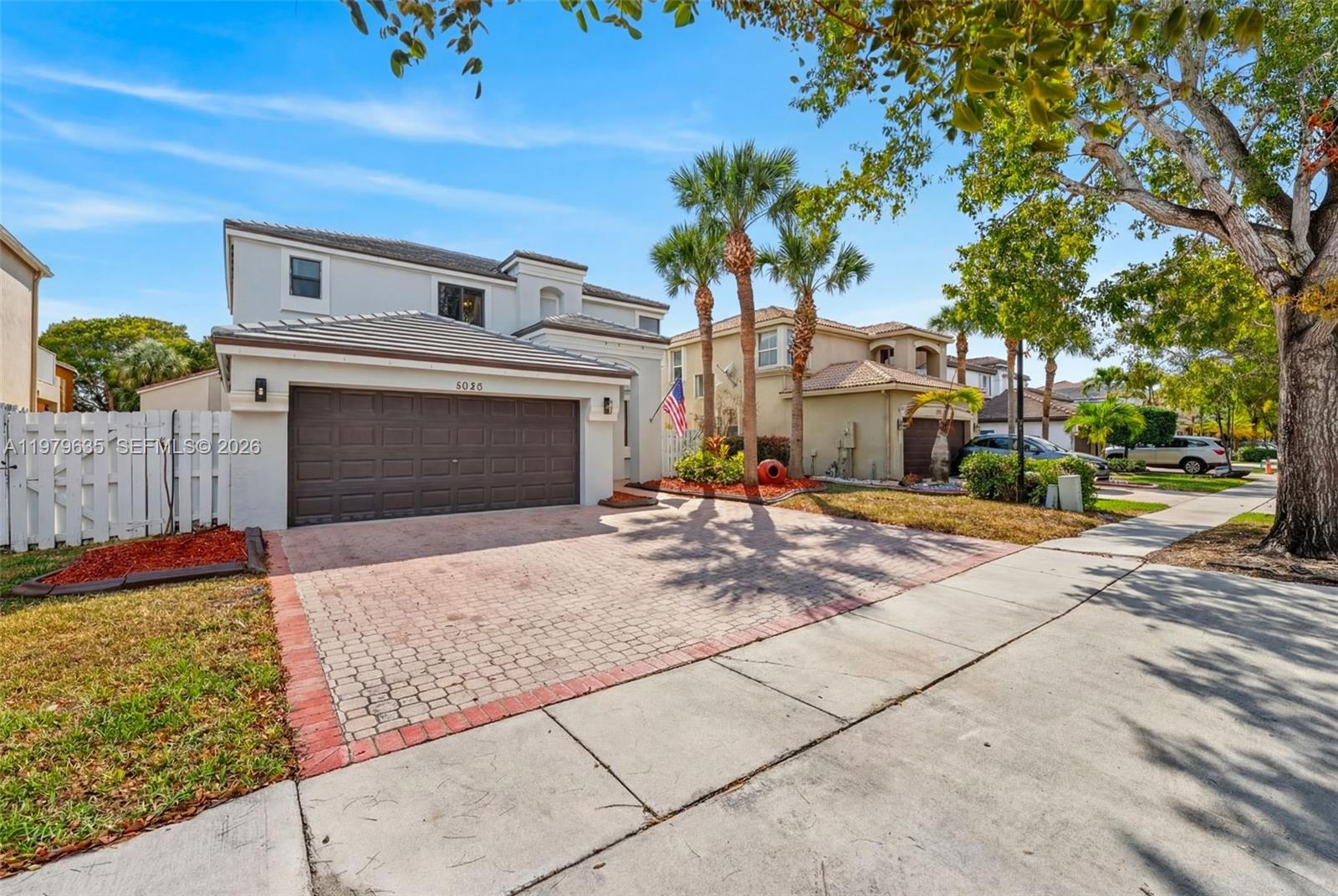 RIVIERA ISLES II - Residential