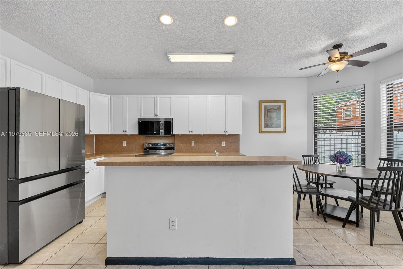 RIVIERA ISLES II - Residential