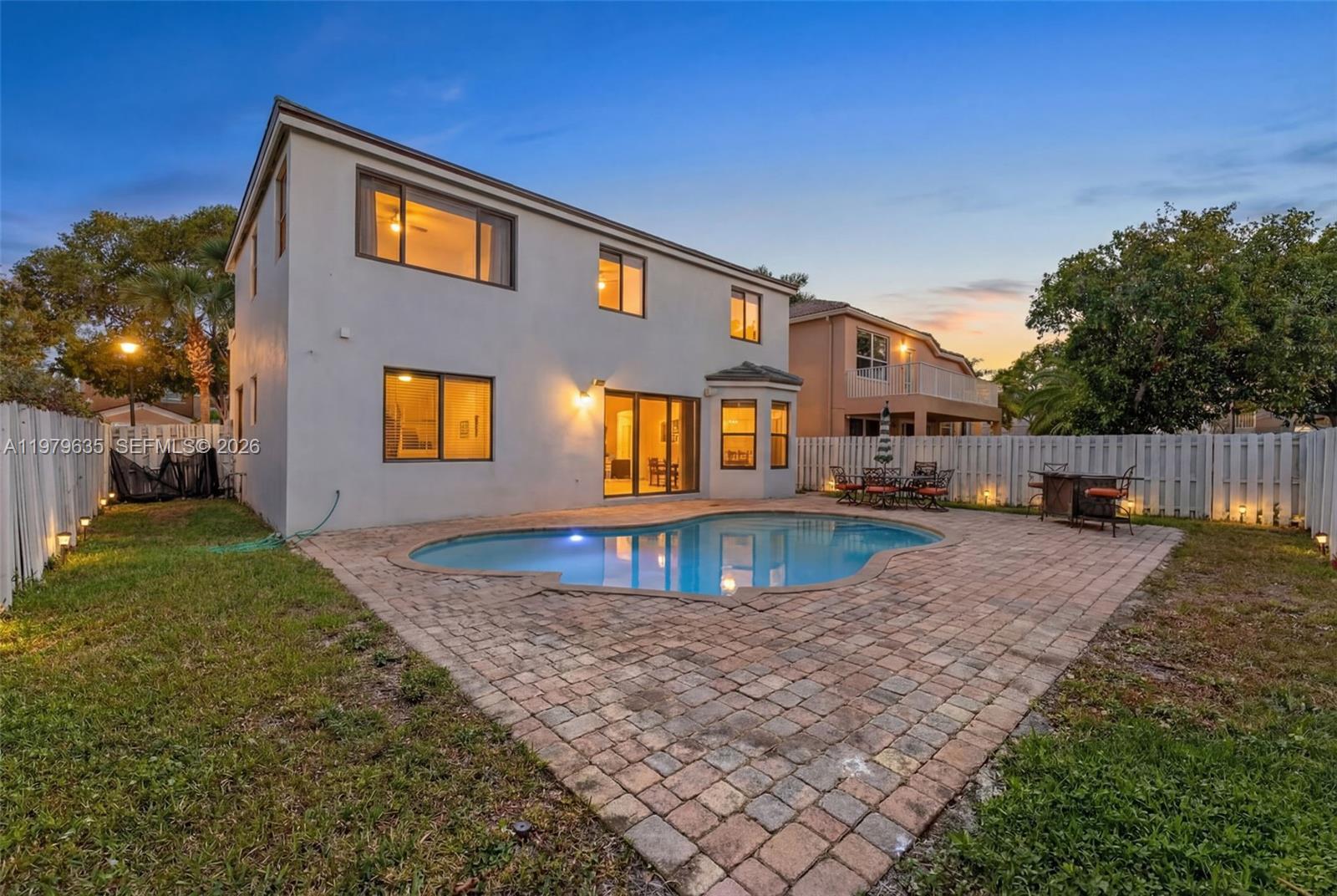 RIVIERA ISLES II - Residential