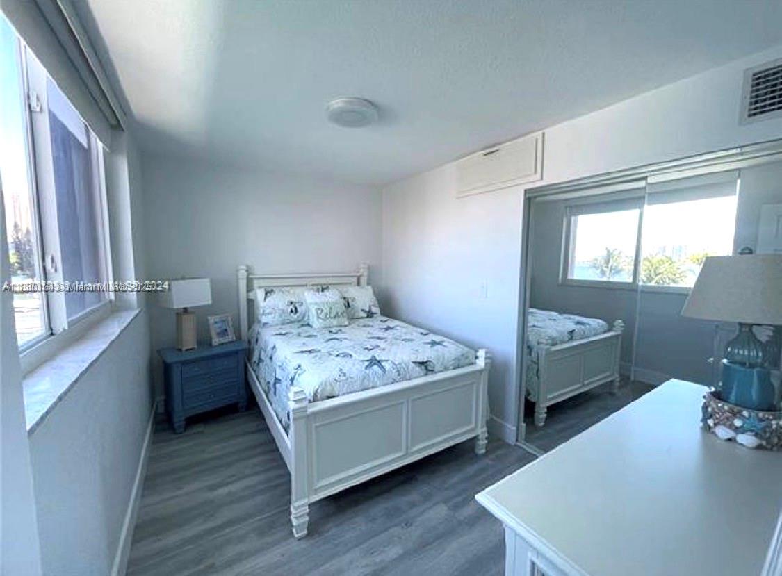 EDEN POINT NORTH CONDO - Residential Lease