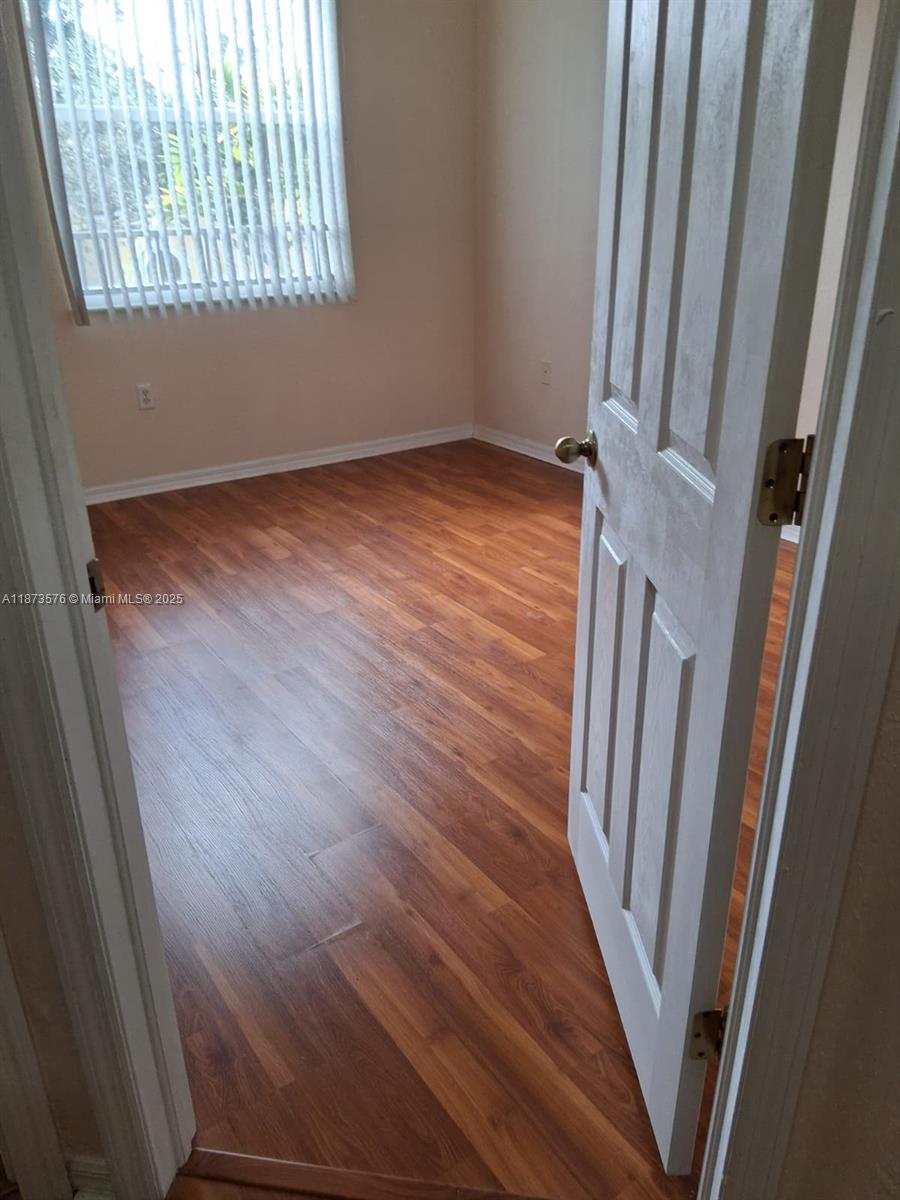 MERRICK PRESERVE CONDO BL - Residential Lease