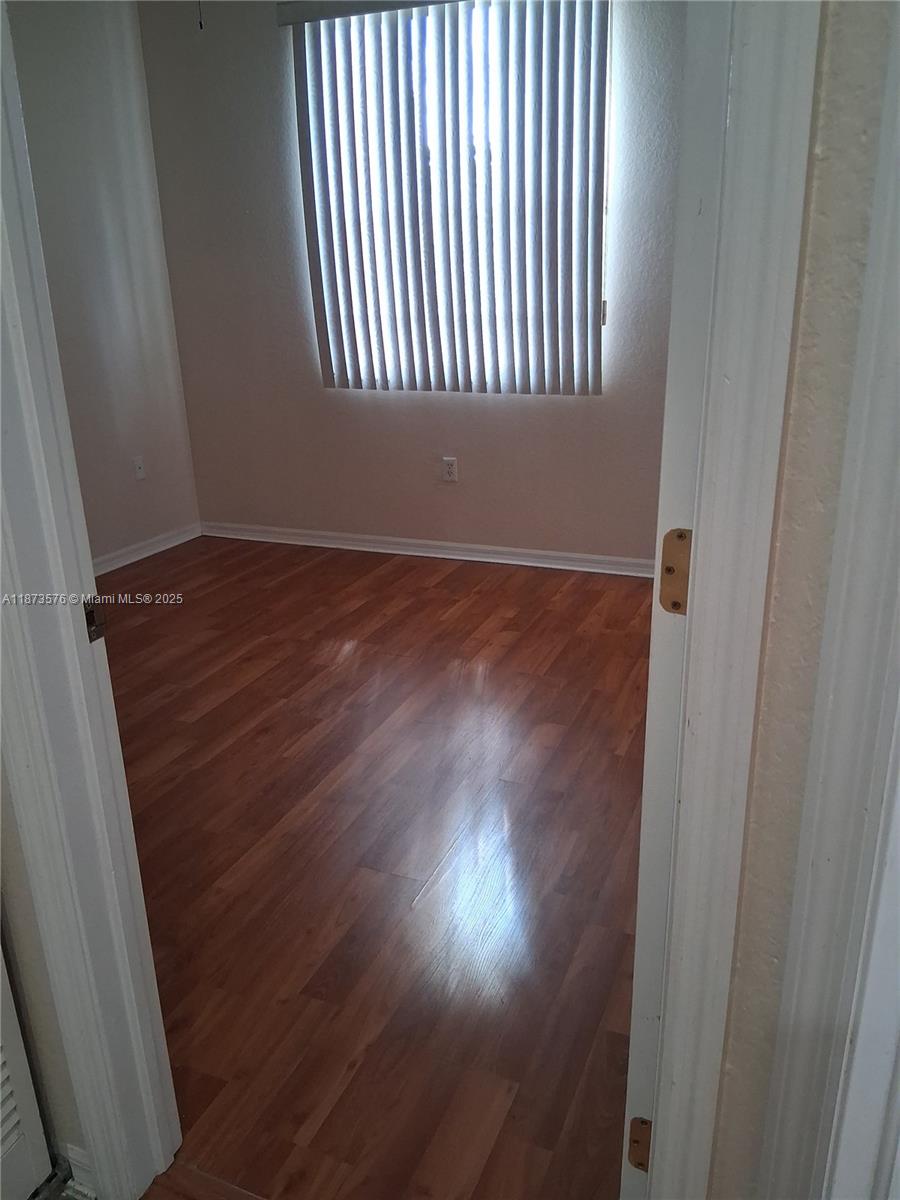 MERRICK PRESERVE CONDO BL - Residential Lease