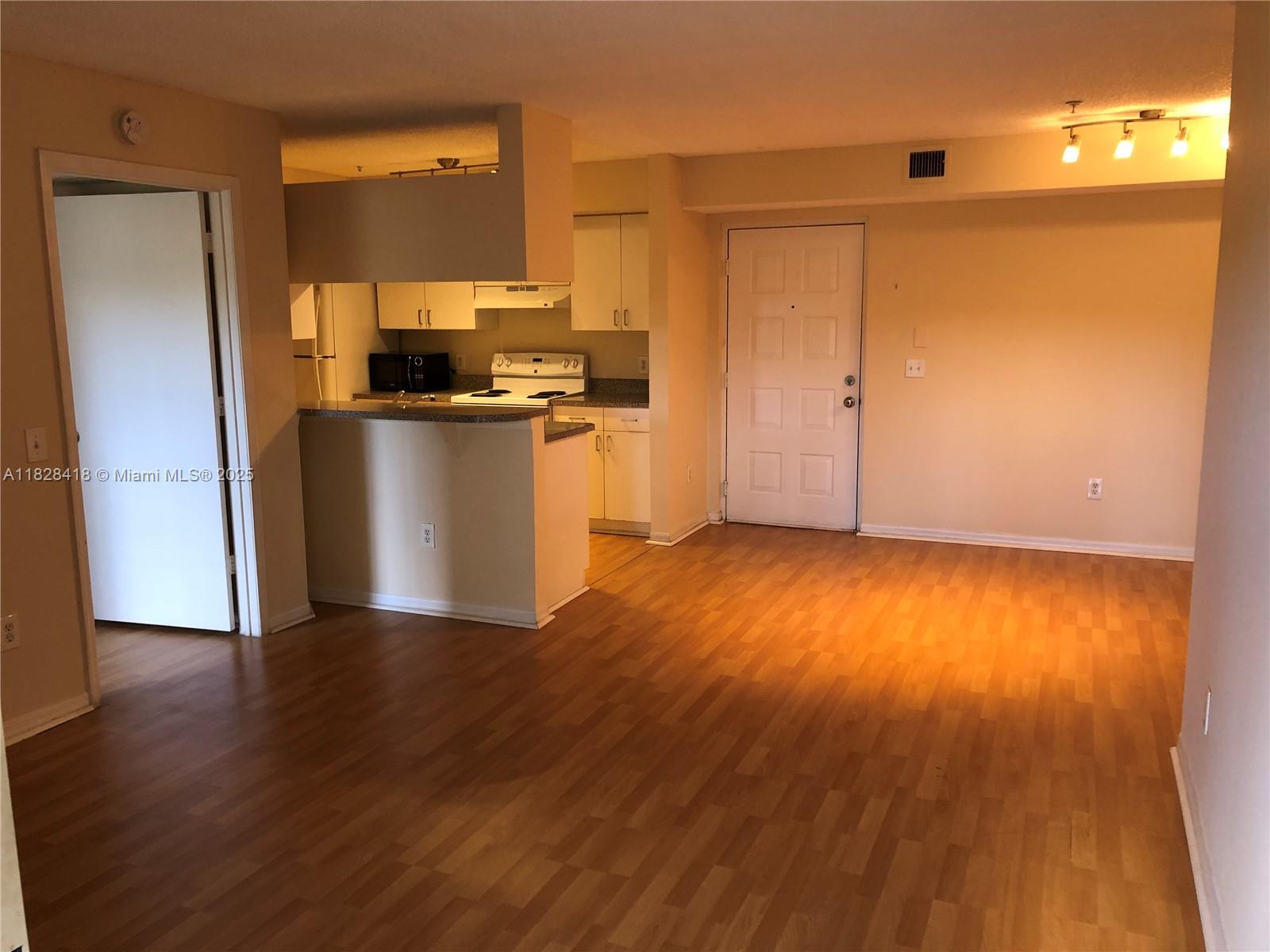 PINEHURST CLUB CONDO - Residential