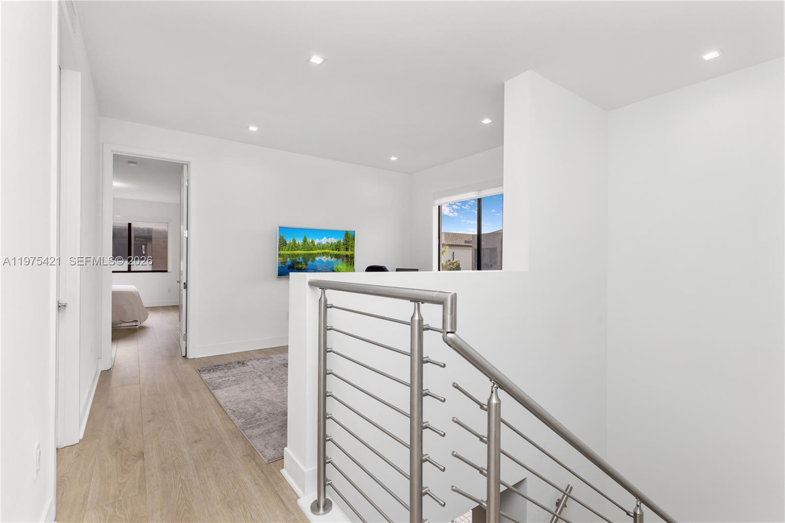 DOWNTOWN DORAL SOUTH PHAS - Residential Lease