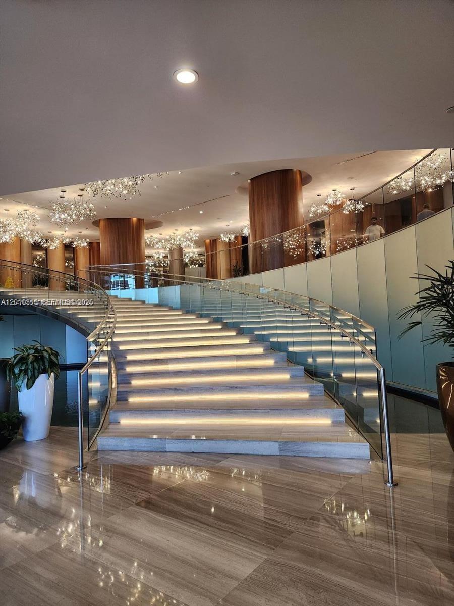 ARIA ON THE BAY CONDO - Residential