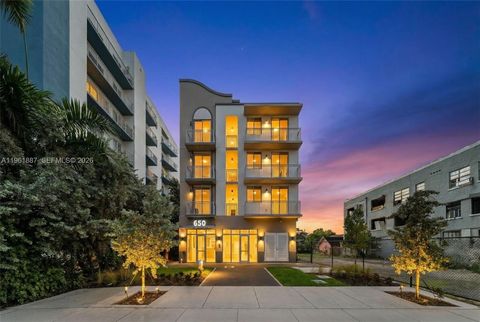 650 SW 1st St 405 Miami FL 33130