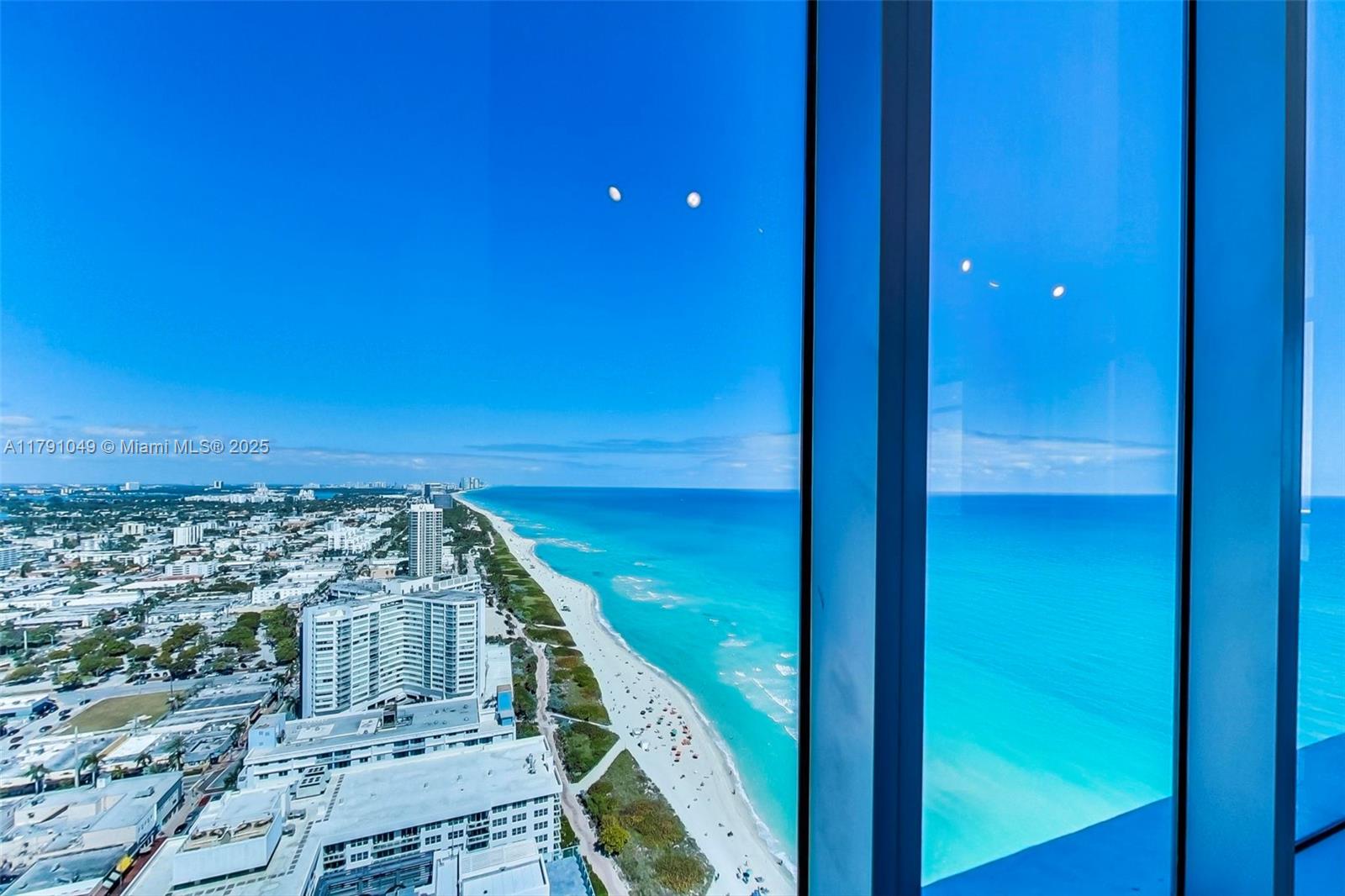 NORTH CARILLON BEACH COND - Residential