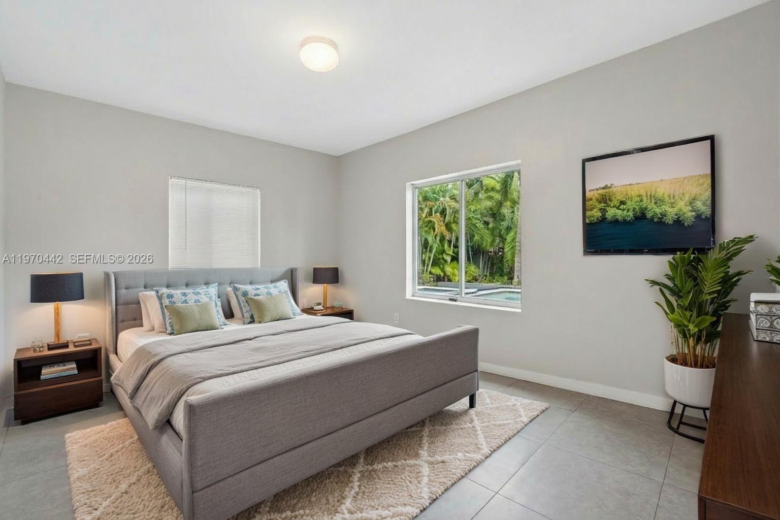 BAYWOOD - Residential Income