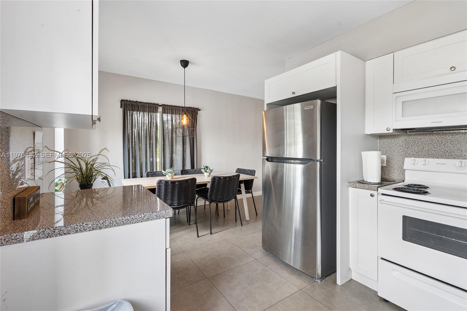 BAYWOOD - Residential Income