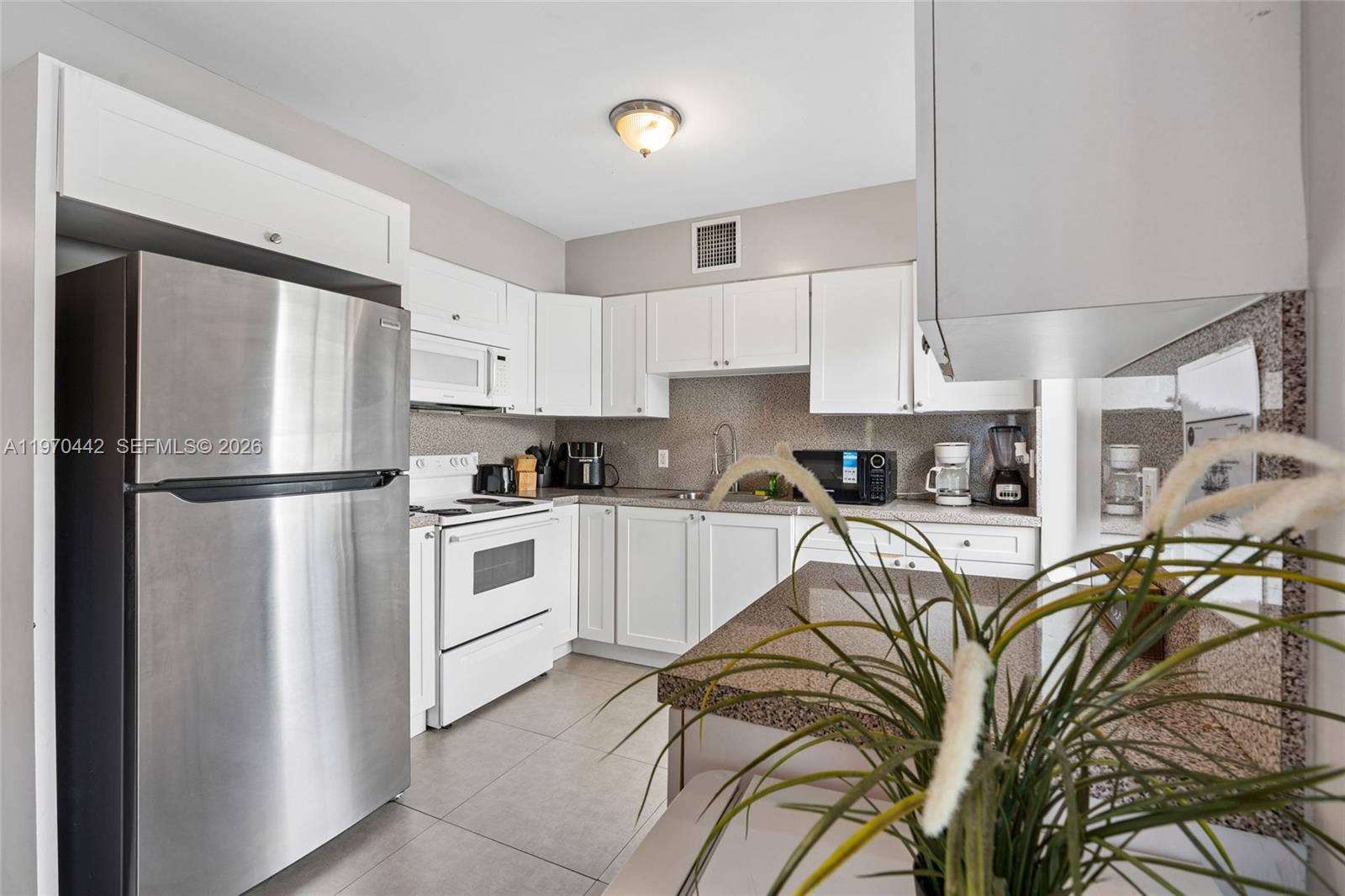 BAYWOOD - Residential Income