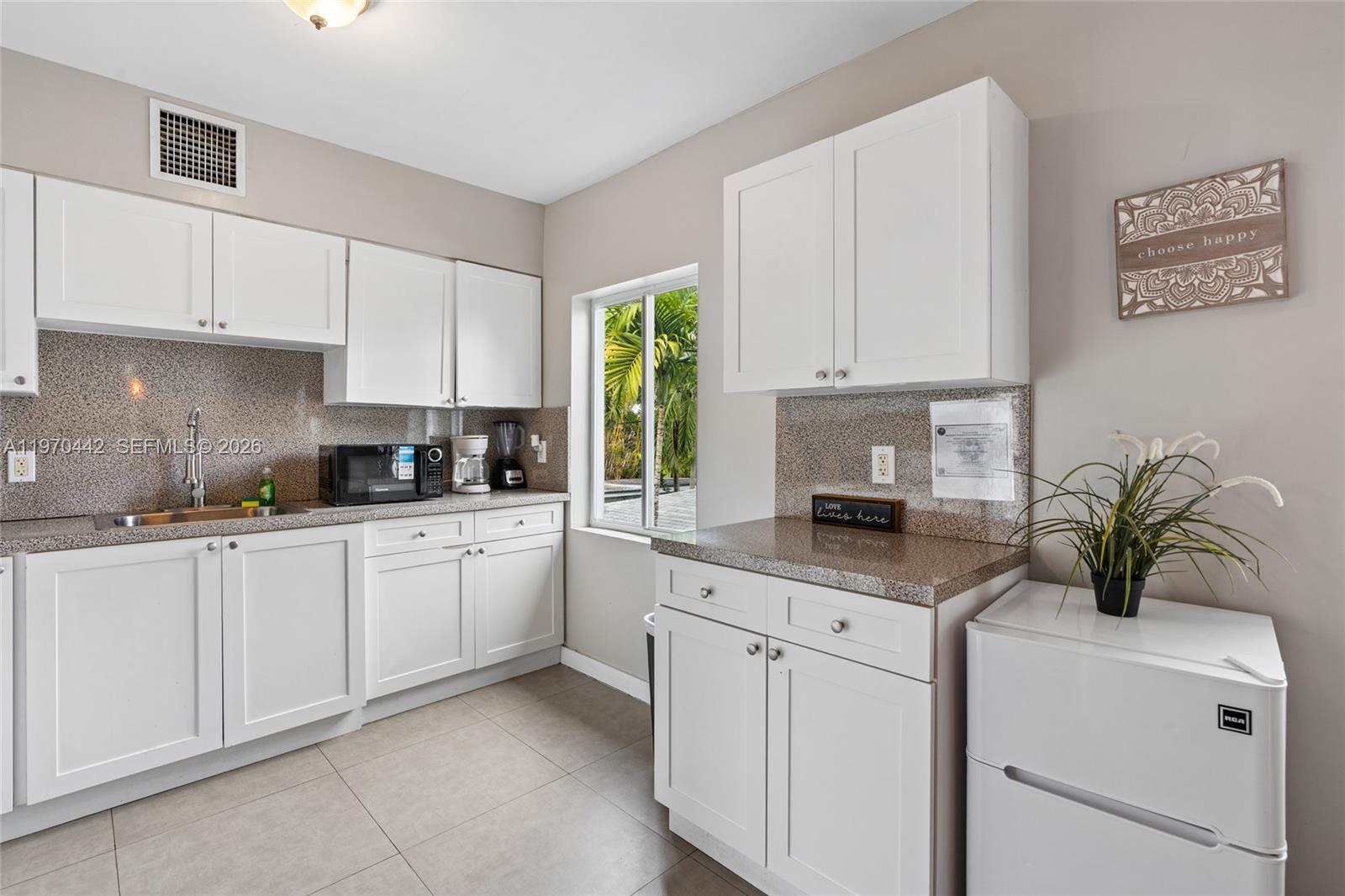 BAYWOOD - Residential Income