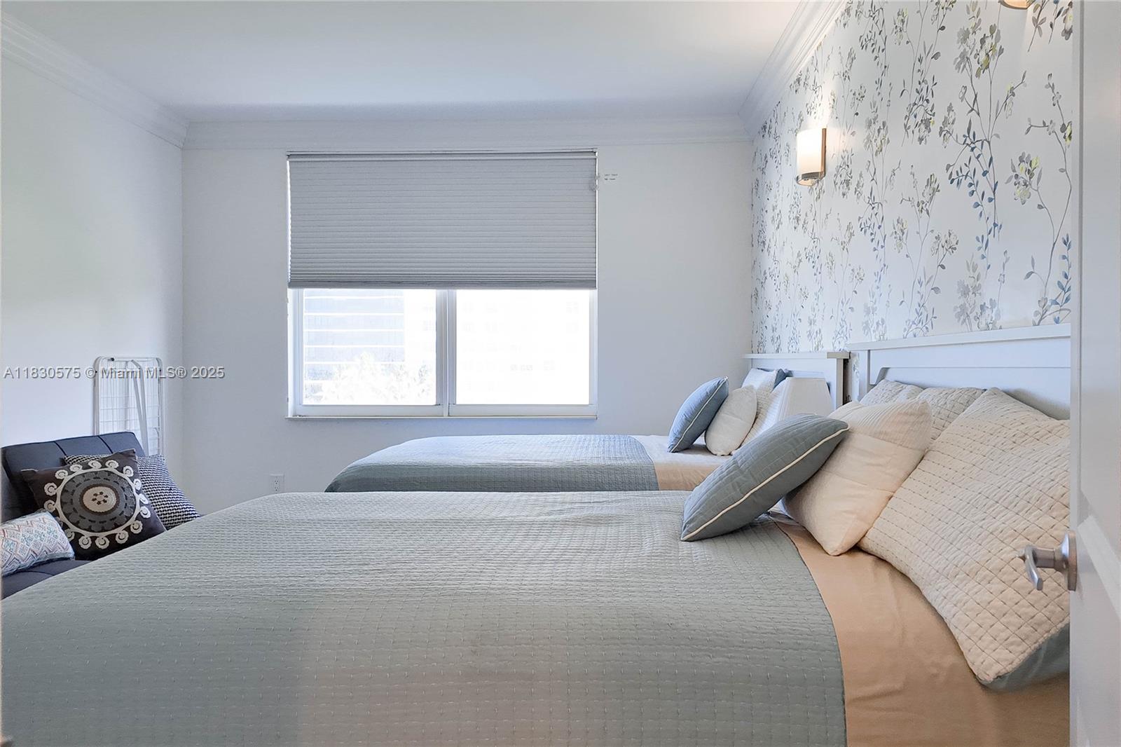 HEMISPHERES CONDO - Residential