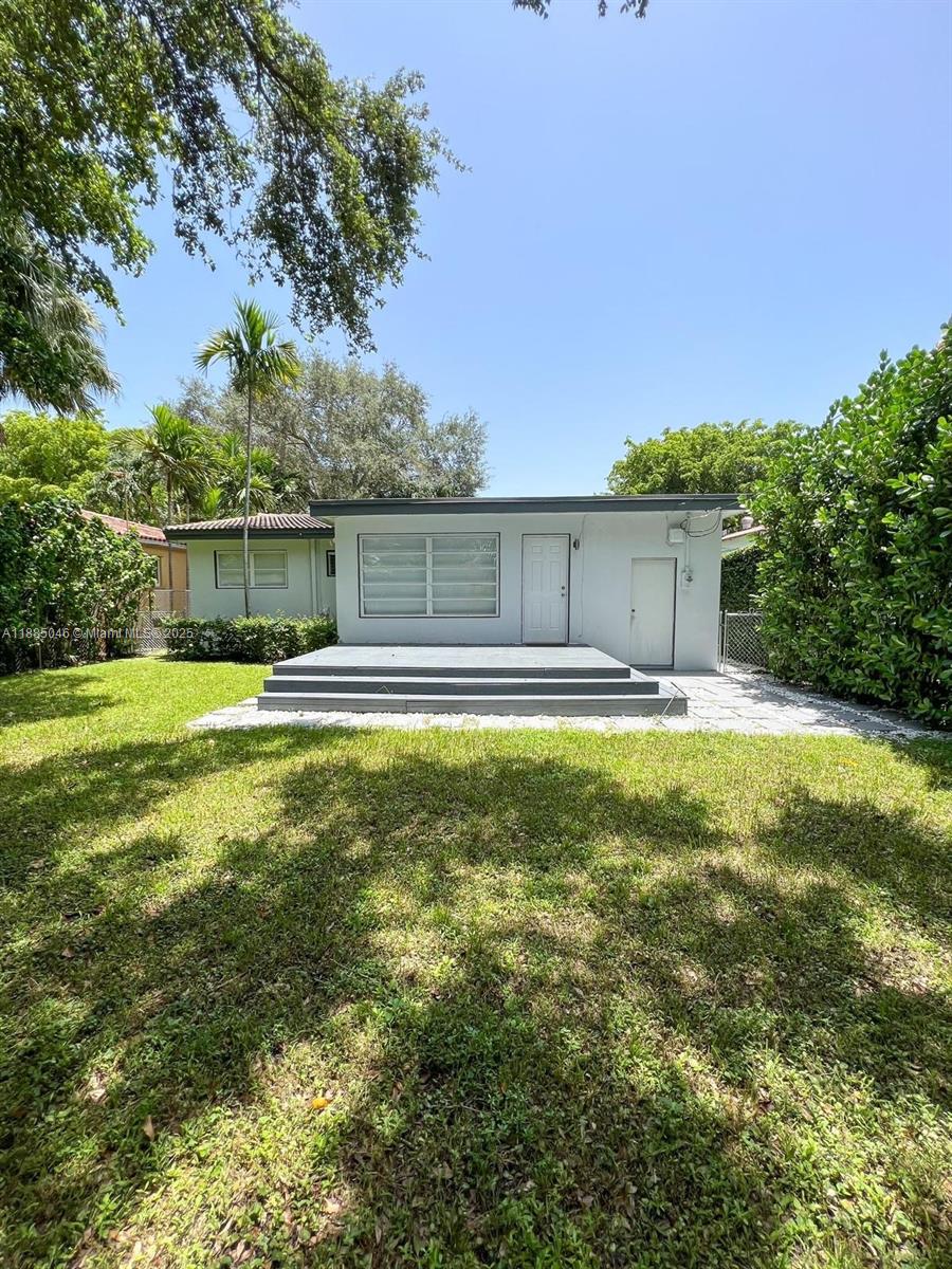 EL PORTAL SEC 7 - Residential Lease