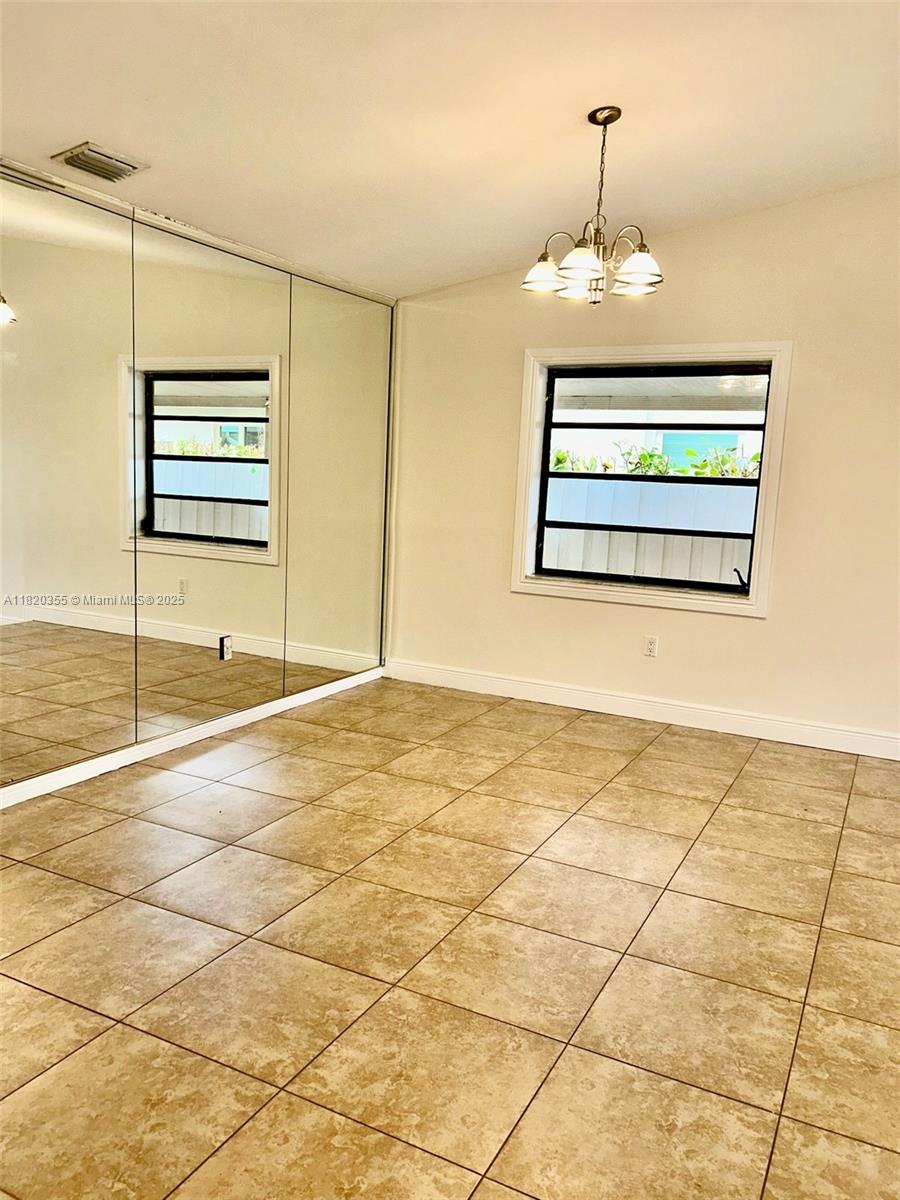 UNIV PARK EAST SEC 1 - Residential Lease