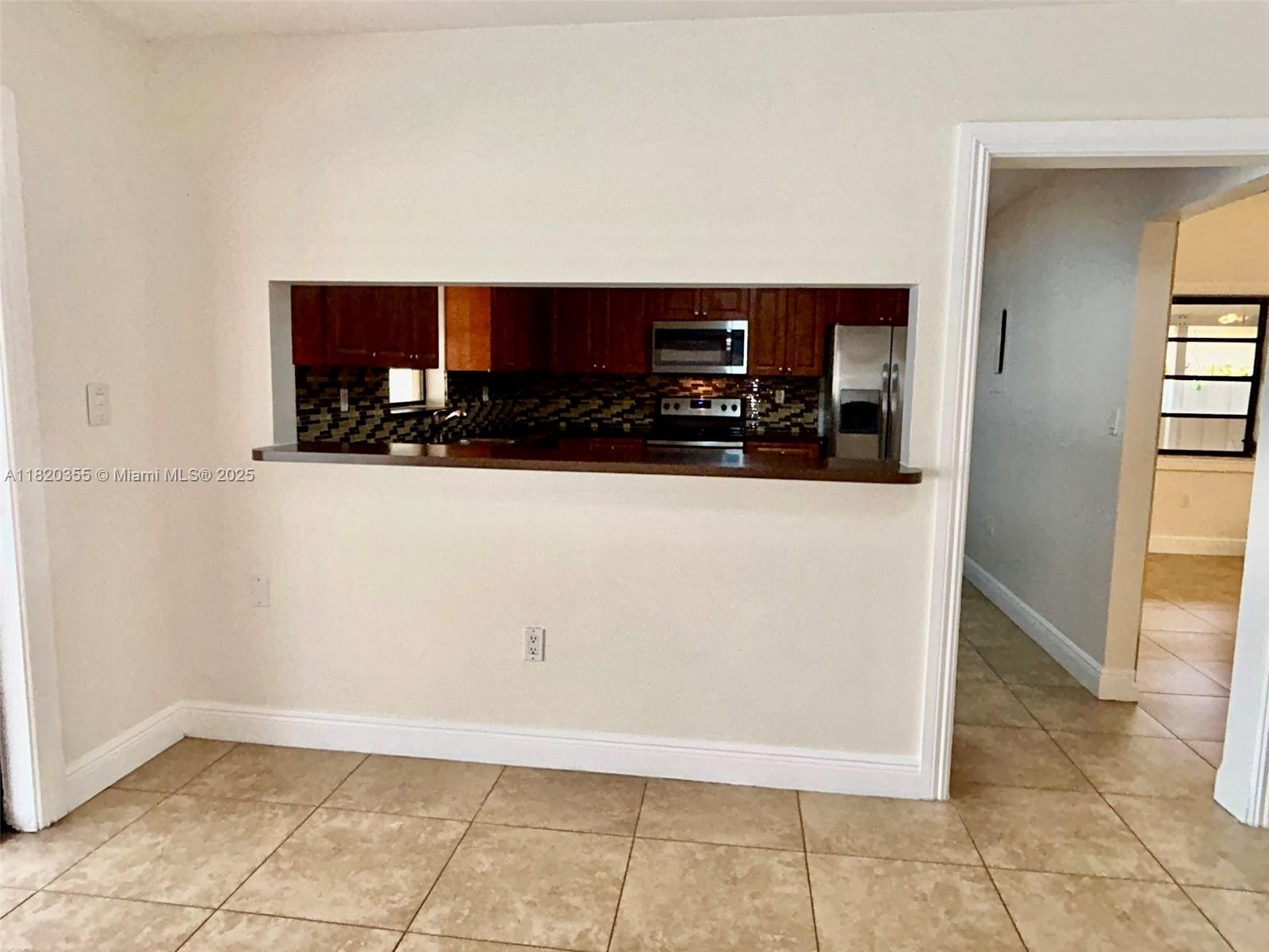 UNIV PARK EAST SEC 1 - Residential Lease