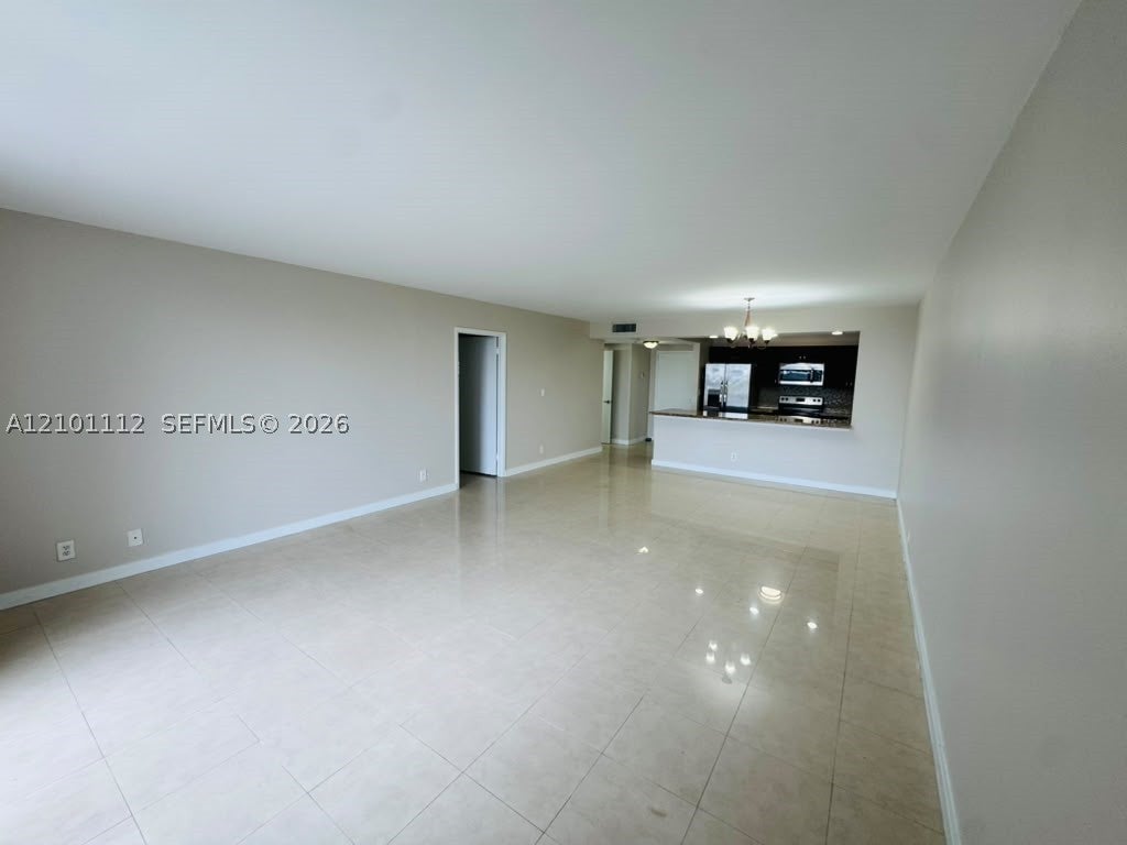 2500 Parkview Dr 307