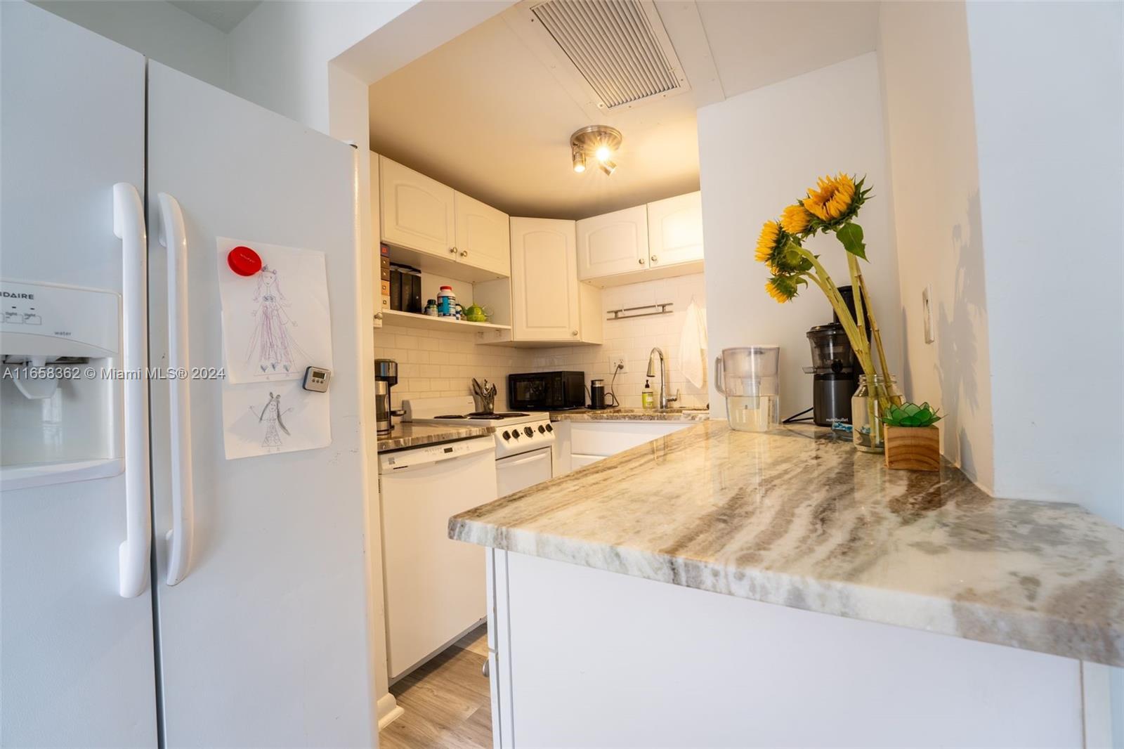 MIDDLE RIVER VILLAS CONDO - Residential