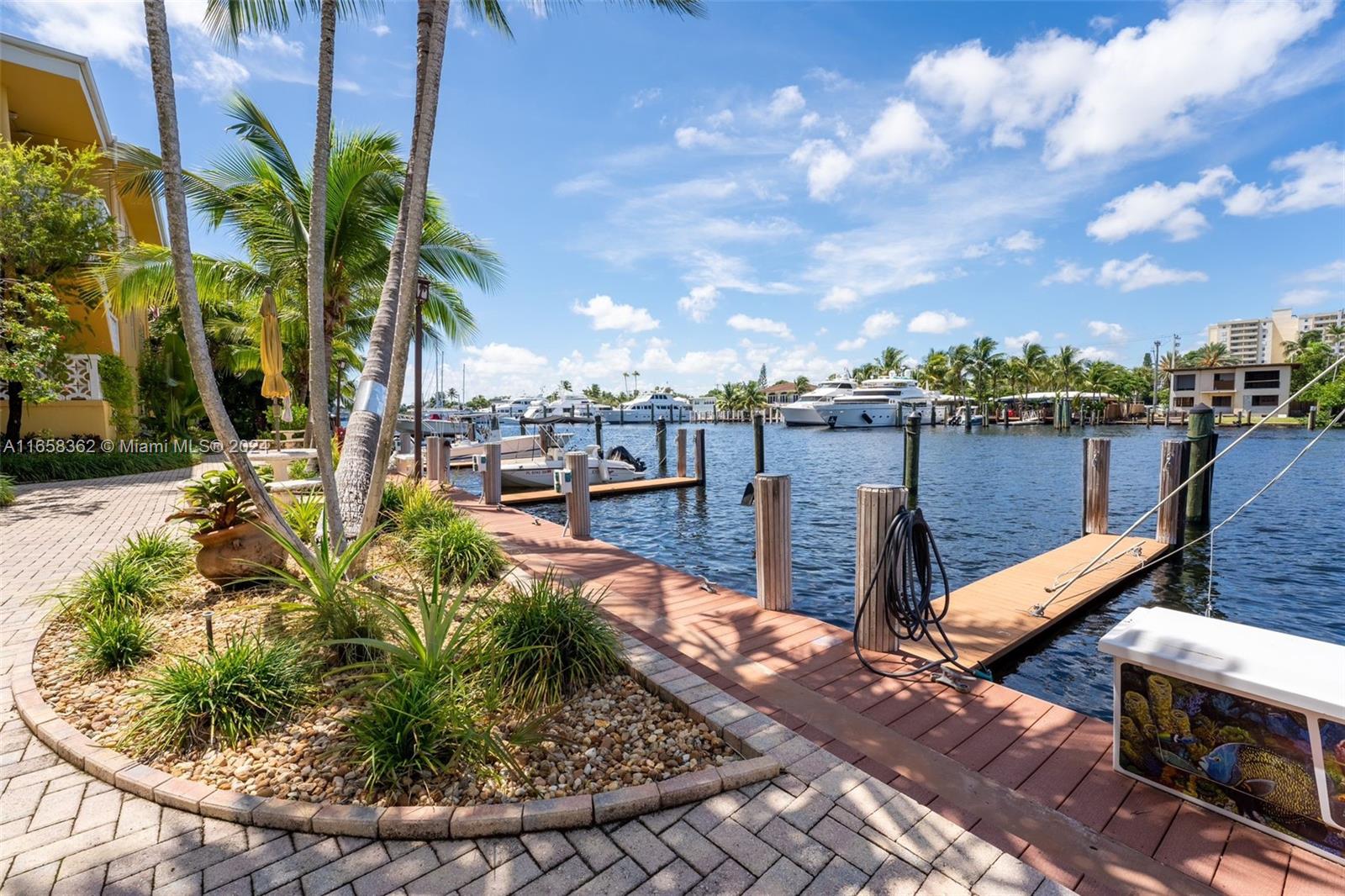 MIDDLE RIVER VILLAS CONDO - Residential