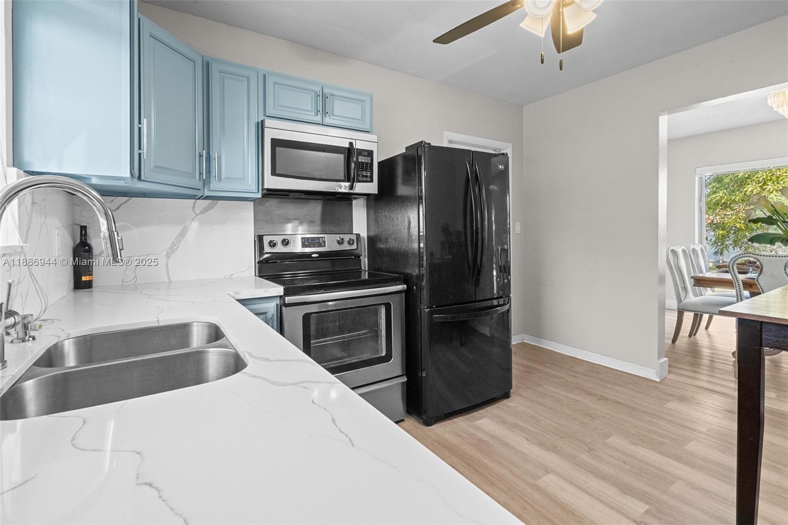 SCOTT LAKE MANOR SEC 4 - Residential