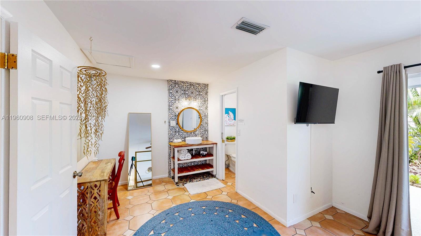 CALUSA CLUB ESTATES 3RD A - Residential