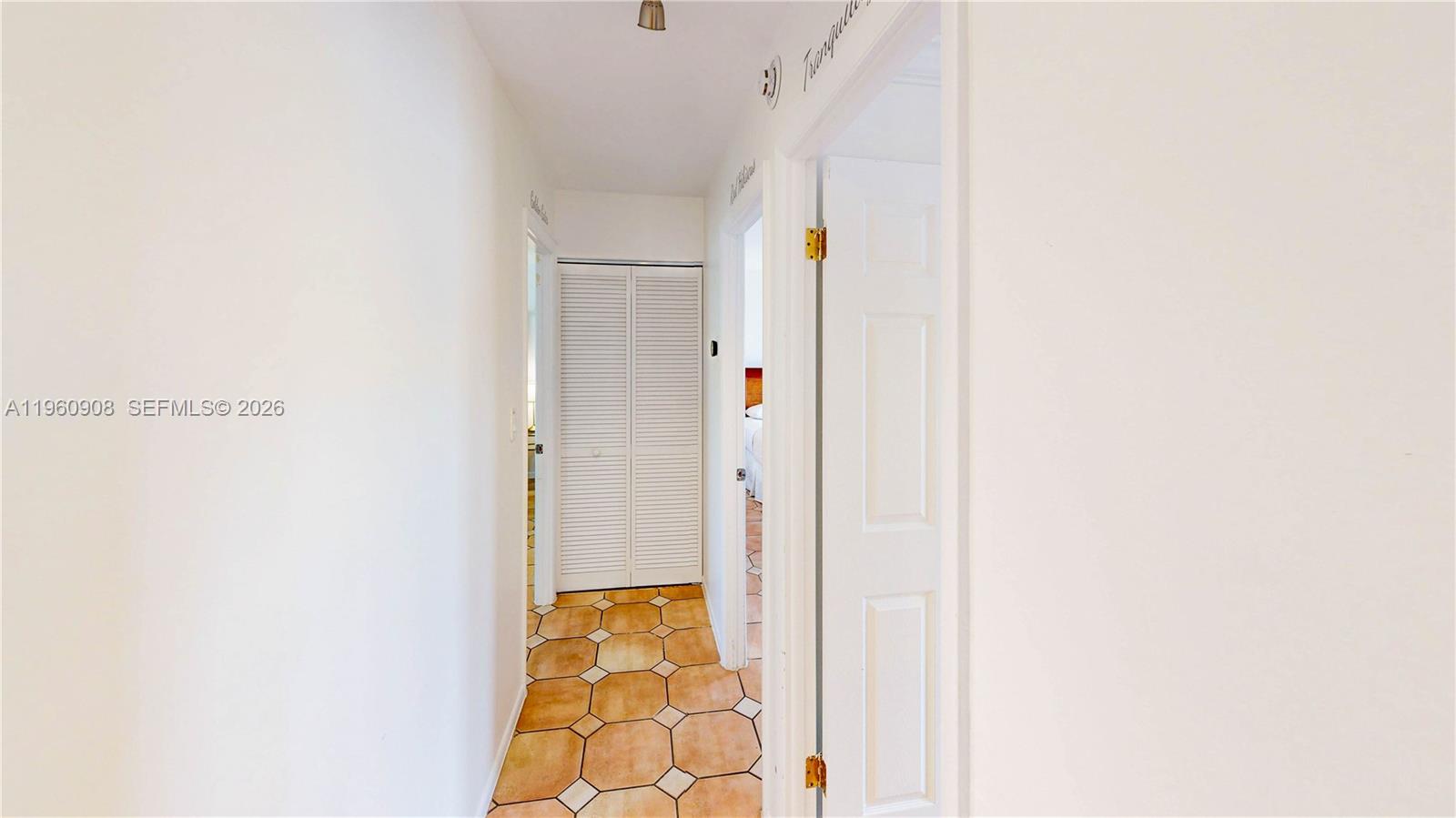 CALUSA CLUB ESTATES 3RD A - Residential