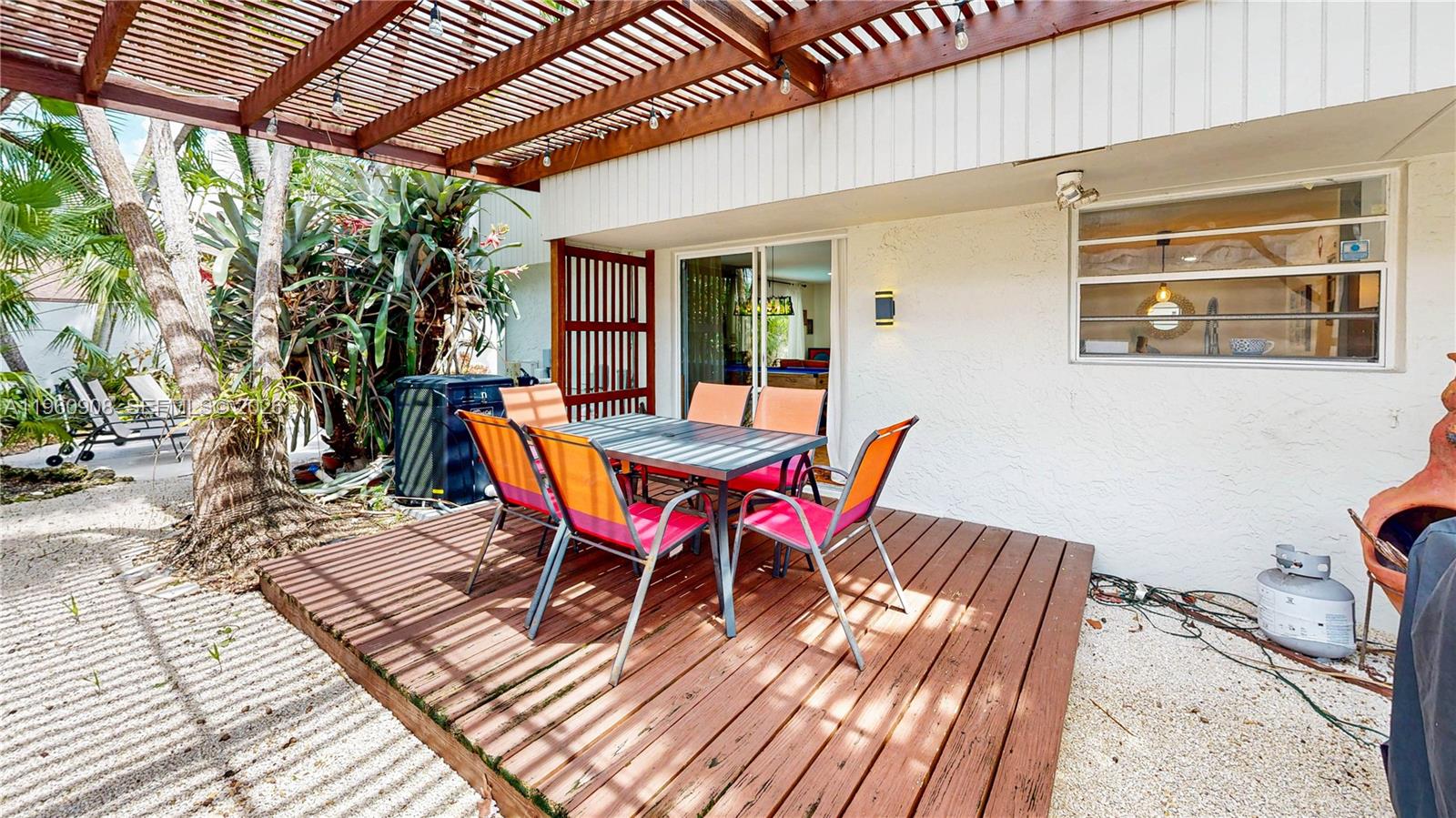 CALUSA CLUB ESTATES 3RD A - Residential