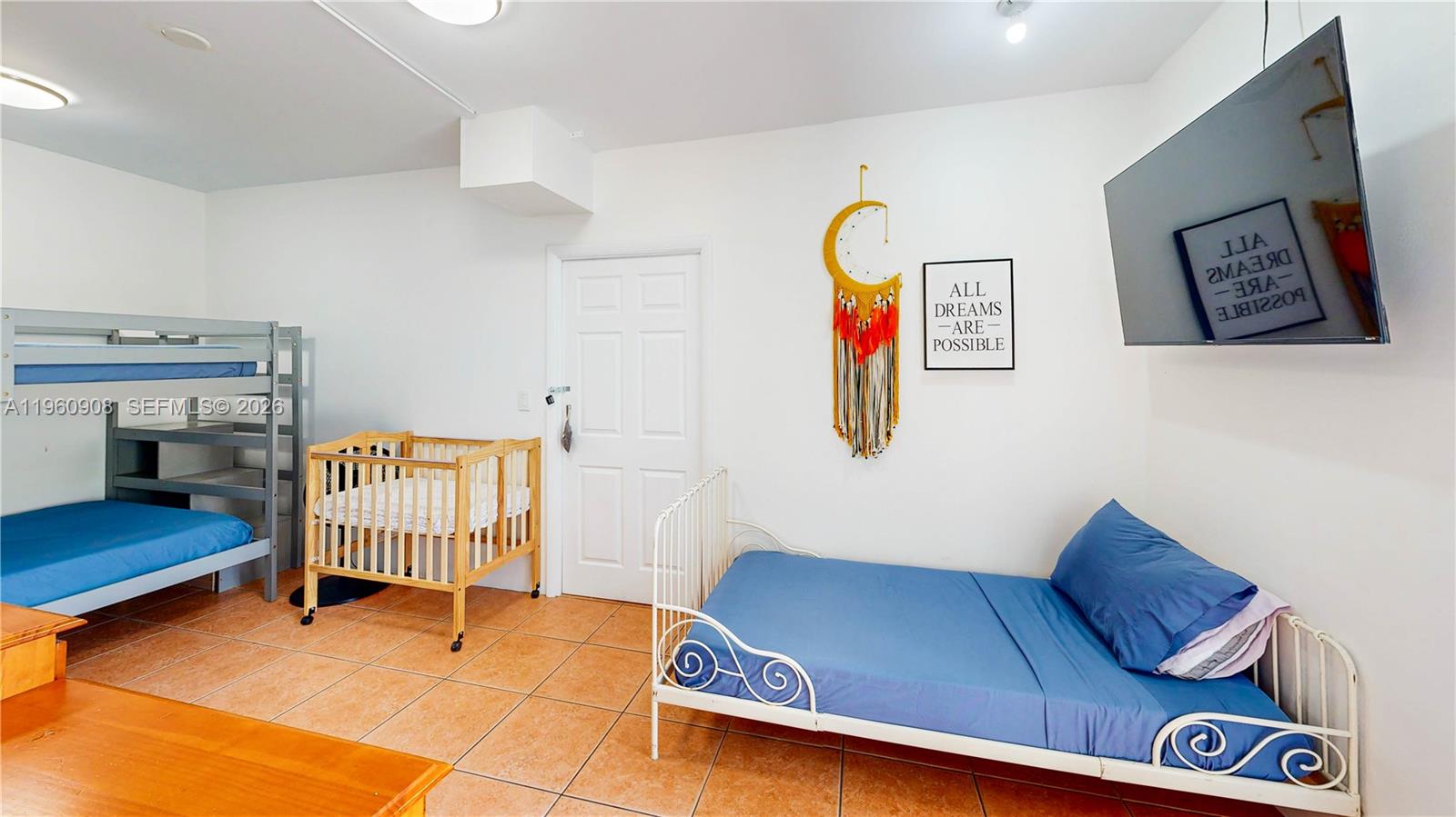 CALUSA CLUB ESTATES 3RD A - Residential